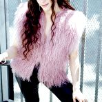 First pic of Alanis Morissette