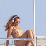First pic of :: Largest Nude Celebrities Archive. Beyonce Knowles fully naked! ::