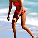 Fourth pic of Doutzen Kroes absolutely naked at TheFreeCelebMovieArchive.com!