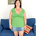 First pic of MILF Porn