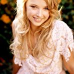 Second pic of Elisabeth Harnois nude photos and videos