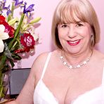 First pic of White Bra