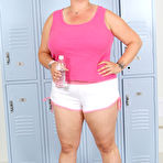 First pic of MILF Porn