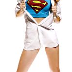 First pic of Laura Vandervoort
