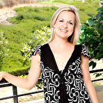 First pic of AllOver30.com - Introducing 30 year old Hannah S