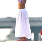 Second pic of Jennifer Lopez absolutely naked at TheFreeCelebMovieArchive.com!
