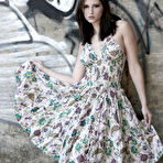 First pic of Cherry Nudes - Carlotta Champagne Spray Paint