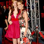 Fourth pic of Amber Tamblyn