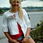 Fourth pic of Teen Blonde Lena Flashing
