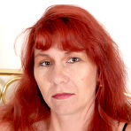 First pic of MILF Porn