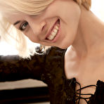 First pic of PRESENTING AVRORA with Avrora A - SexArt