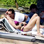 First pic of ::: Paparazzi filth ::: Uma Thurman gallery @ Celebs-Sex-Sscenes.com nude and naked celebrities