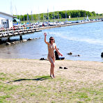 Fourth pic of Nude-in-Public
