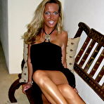 Fourth pic of WifeBucket.com - Real submitted pics of amateur housewives from nextdoor!