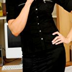 First pic of The fastest growing mature site - Allover30.com !!