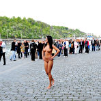 Third pic of Nude-in-Public