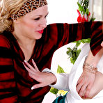 Second pic of BackdoorLesbians :: Kathleen&Irene sweet anal lesbians