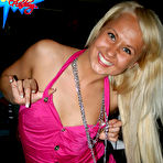 Third pic of CutiesFlashing - free flashing/public photo galleries