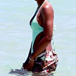 Third pic of  Kelly Rowland fully naked at Largest Celebrities Archive! 