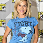 First pic of Julie Benz
