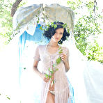 First pic of PAVANA with Lara D - SexArt