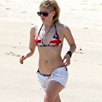 Third pic of Avril Lavigne fully naked at Largest Celebrities Archive!