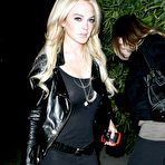 First pic of Lindsay Lohan