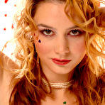 Second pic of Explicite debutantes : teen's picture gallery