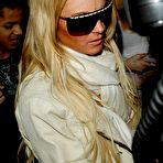 Fourth pic of Lindsay Lohan