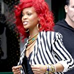 First pic of Rihanna filming her new music video in tiny tight shorts
