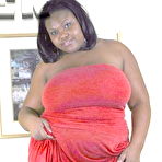 First pic of Fattie nigger posing her plentiful funbags and fingers pussy