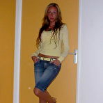 Third pic of WifeBucket.com - Real submitted pics of amateur housewives from nextdoor!