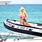Second pic of  Victoria Silvstedt fully naked at TheFreeCelebMovieArchive.com! 