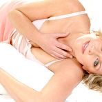 Second pic of :: Largest Nude Celebrities Archive. Amanda Tapping fully naked! ::