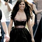 First pic of Girls Aloud