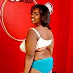 Second pic of Chubby Loving - Busty Fat Ebony Posing In Gym