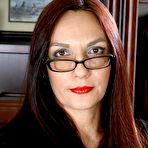 First pic of The fastest growing mature site - Allover30.com !!