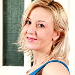 First pic of The fastest growing mature site - Allover30.com !!