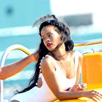 Second pic of Rihanna fully naked at Largest Celebrities Archive!