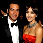 Fourth pic of Jessica Alba posing for paparazzi in short red dress