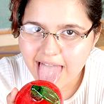 Fourth pic of Chubby Loving - Fat Bigtit Teen Spreading In Class