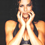Third pic of Kari Wuhrer