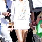 Third pic of  Zoe Saldana fully naked at TheFreeCelebMovieArchive.com! 