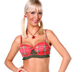 First pic of VirtuaGirlHD