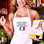 First pic of Jennifer Nicole Lee nude photos and videos at Banned sex tapes