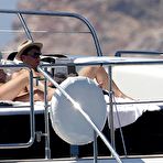 Second pic of RealTeenCelebs.com - Kate Moss nude photos and videos