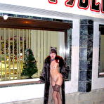 Fourth pic of WifeBucket.com - Real submitted pics of amateur housewives from nextdoor!