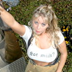 Second pic of Busty firefighter - Leenks Smut