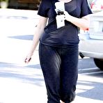 Fourth pic of :: Largest Nude Celebrities Archive. Khloe Kardashian fully naked! ::