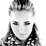 Fourth pic of Hayden Panettiere sexy posing scans from magazines